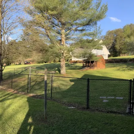 Cabin by the Creek  Sleeps 8 on 3 Beautiful acres - Close to town and activities