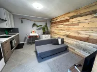 Lucia's Wood House and Wood's Room Hôtels à : Biganzolo