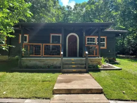 Little Cabin in the Woods