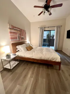Amazing Location 2 Bedroom Condo by River Walk Hotels near Sabino Canyon Recreation Area - Cactus Ramada 1