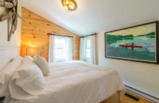 Cozy cottage -Close to Downtown Camden!