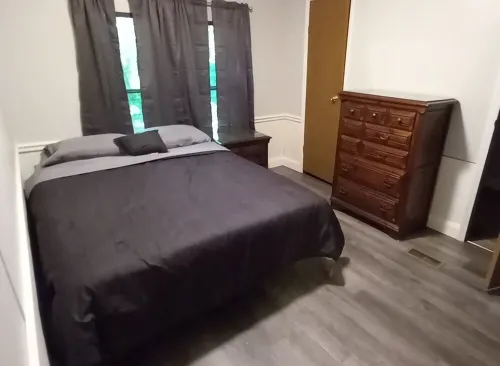 In the middle of the Salmon run! Hotels in Oswego County