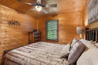 Cozy Mountain Getaway - Hiking, Waterfalls & Pond - Buck Mountain - Near Boone