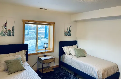 Capitol Reef Home with fast wi-fi and washer/dryer Hotels in Teasdale