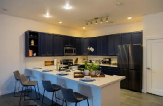 BaeCation Dania! Near Fort Lauderdale Airport, Beach & Casino!Pool & Jacuzzi!