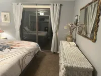 Lake Front 3 Bedroom cabin with FREE use of pontoon. - Alppimaja