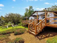 Montecito Cottage - Tuscan Farmhouse, Pool, Views Hotels in Alpine