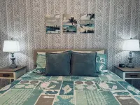 Golf Getaway - 3 Little Starfish Cove Beach Retreat w/ FREE Golf Cart