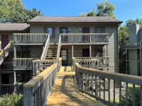 Forest Getaway & Golf at Lake