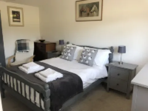 Seahorse Lodge - a hidden countryside gem with Hot tub