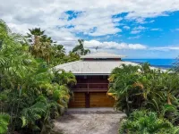 Papa Belle 3.5 Acre Estate w/Pool, Spa, Epic Ocean Views, and Orchard