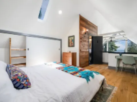 Renovated A-frame with water view Hotels in Vashon