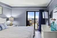 “Gulfer's Paradise” - 2bed, 2ba BEACH FRONT Condo