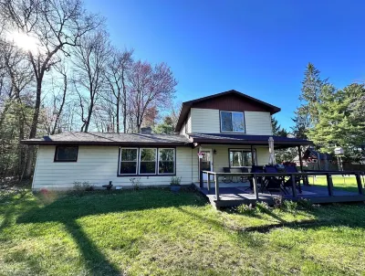 Beautiful and Spacious Lakeview House in East Tawas, Michigan.