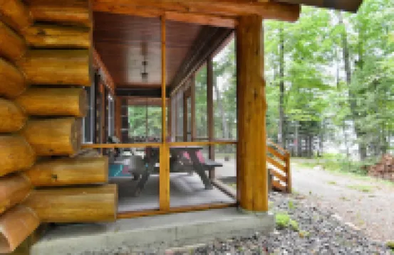 Trails Lodge on Lake Namakagon