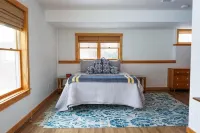 Hilltop Home in Downtown Frankfort