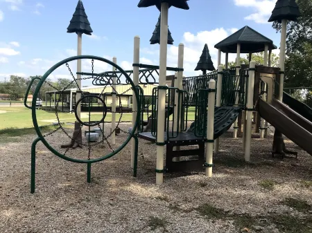 Cozy Modern 1 Bed 1 Bath next to Park!