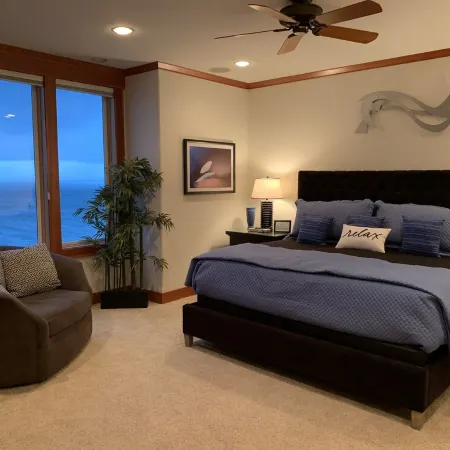 Cliff Haven at Seaside Point-Top Floor with the Best Views - 250+ 5 Star Reviews