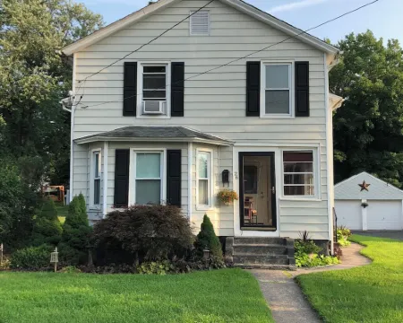 NEW-Another Fun Downtown Location 1st floor サウシングトンのホテル