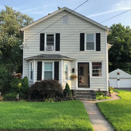 NEW-Another Fun Downtown Location 1st floor Отели рядом с достопримечательностью «Karabin Farms»