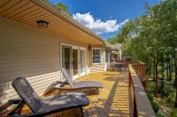 Multifamily, Lakefront House! Private Dock - Dogs Hotels in Hot Springs Village