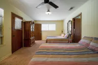 Summer is Flying by! Book Your Lake Getaway Now!  Lakefront, All 5 Star Reviews!