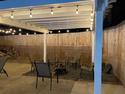 Awesome Pool House in the Kern River Valley Hotels near Frandy Park Campground