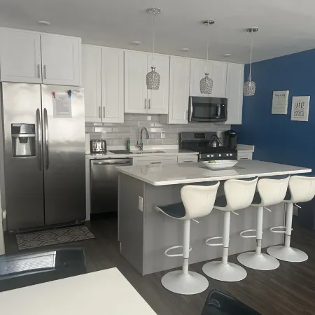 LUXURY BIG APARTMENT. VERY CLOSE TO NYC