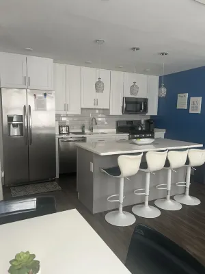 LUXURY BIG APARTMENT. VERY CLOSE TO NYC