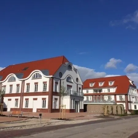 Bright & modern, 4-star apartment for up to 5-6 people (maisonette) Отели рядом с достопримечательностью «Пляж Лангеог»