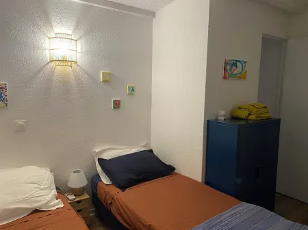 La Petite Famille à la mer