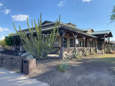 Private Heated Pool - Pool Heat Incl'D, Fire-Pit, Pool Table, Bar, Dog-Friendly!