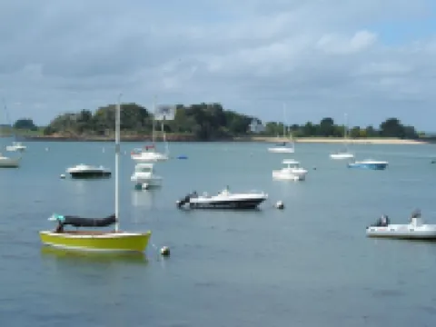Apartment Golfe Du Morbihan Sea View 200 M From The Beach 聖吉爾達德呂伊酒店