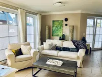 Exclusive apartment with garden and fireplace near the beach