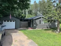 2-bed 2-bath home conveniently located in Marquette…Ski-Bike-Hike!