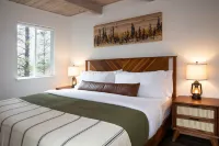 Yosemite Retreat: Pet-Friendly Hilltop Cabin in Tranquil Surroundings