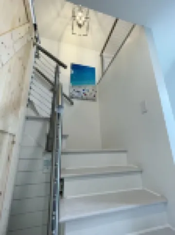 Newly renovated house in Brandt Point, right near town and Children's Beach