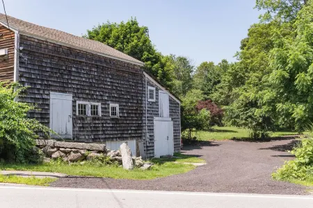 ✨Private Studio w/ Loft Center Historic Carlisle✨