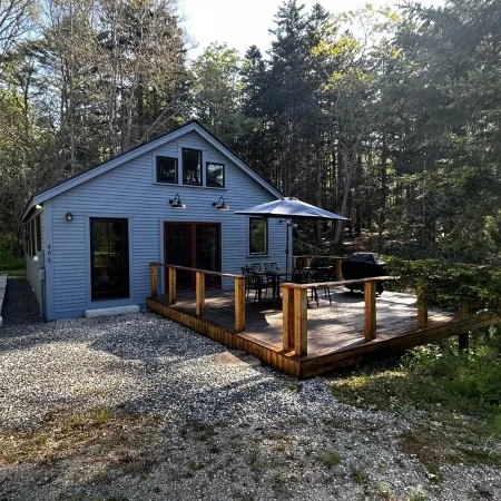 Modern Woodland Privacy with Ocean, Trails, and Lobster All in Walking Distance.