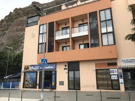 New apartment with wonderfull sea views Отели в г. Санта-Крус-де-Тенерифе