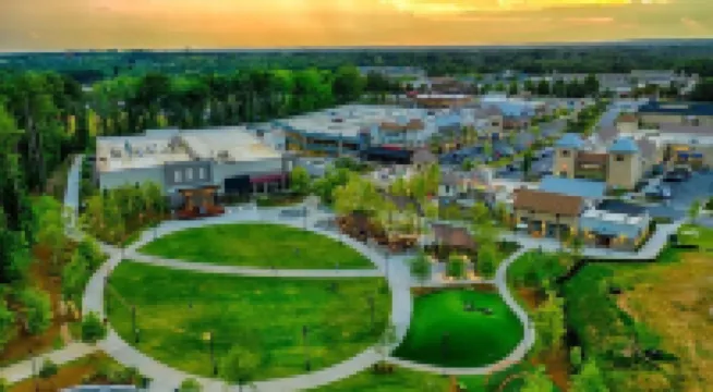 Premium Townhome #2 w/ 2 King Beds & Luxury Baths