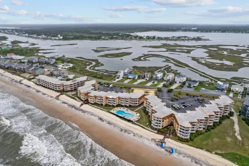 Sunrise Escape- w/linens- Oceanfront