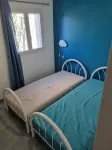 Bas de Maison 3 chambre 8 couchages avec piscine pour 6 adultes et 2 enfants