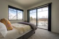 Waterfront Loft in the Heart of Sandpoint - balcony