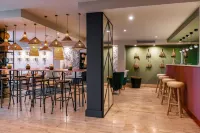 Vincci Puertochico - bar