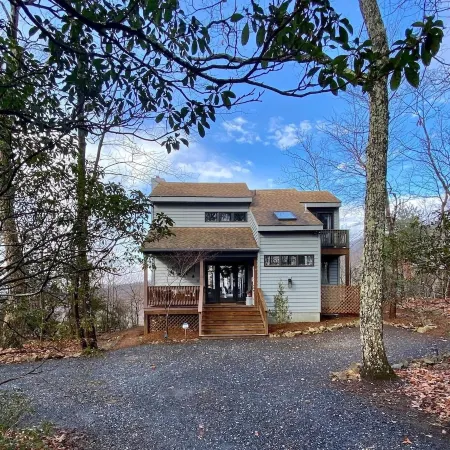Cozy Cottage with beautiful Mountain View’s - close to wineries
