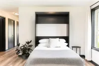 Newly renovated 2 bedroom townhome in charming Manteno. Hotels in Manteno