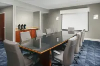 哈特福德頓萬怡飯店 - 停車場