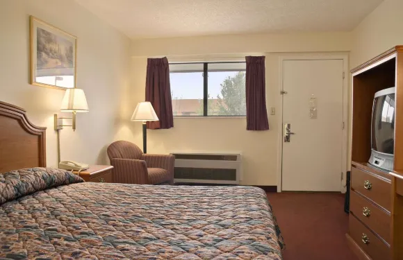 普蘭菲爾德温德姆戴斯酒店