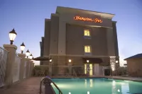 Hampton Inn Orange - Swimmingpools